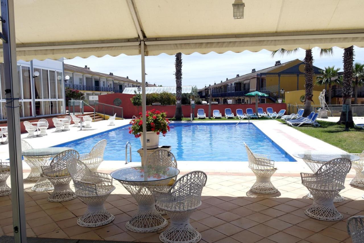 Hotel Jm Jardin De La Reina Guillena Εξωτερικό φωτογραφία