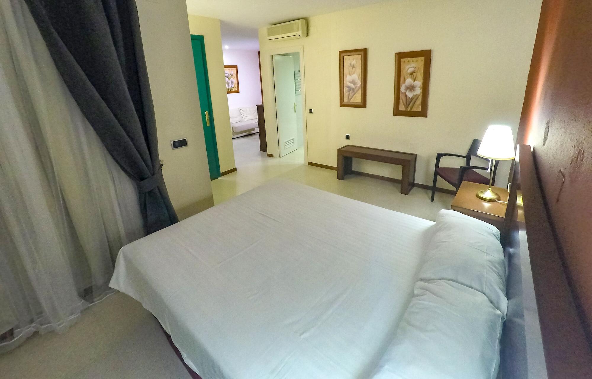 Hotel Jm Jardin De La Reina Guillena Εξωτερικό φωτογραφία