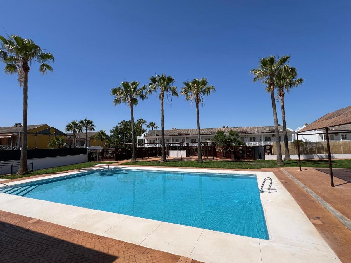 Hotel Jm Jardin De La Reina Guillena Εξωτερικό φωτογραφία