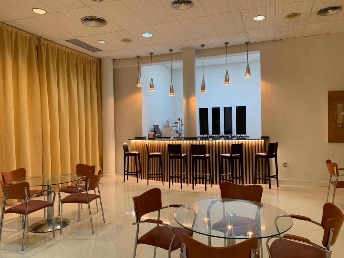 Hotel Jm Jardin De La Reina Guillena Εξωτερικό φωτογραφία