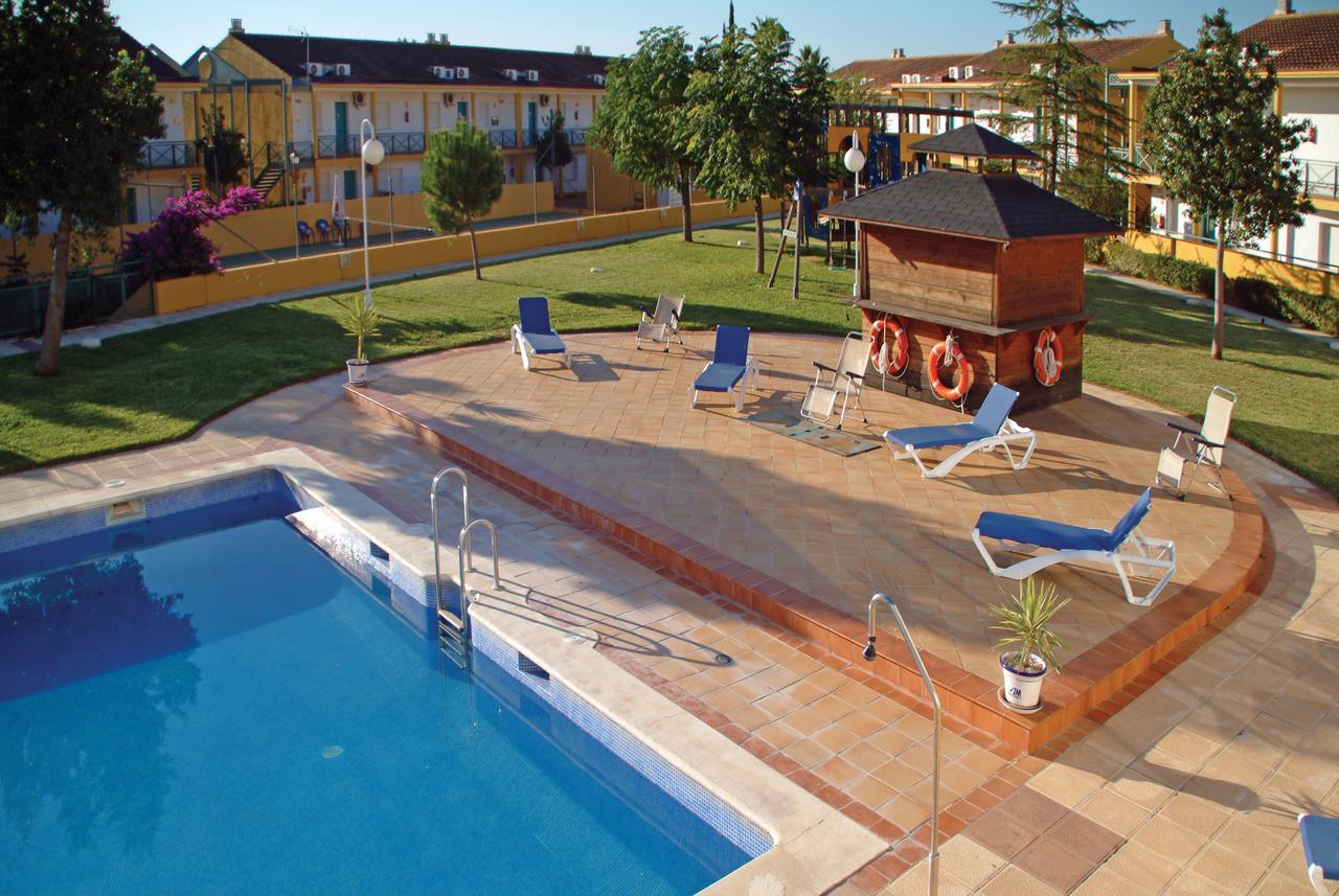 Hotel Jm Jardin De La Reina Guillena Εξωτερικό φωτογραφία